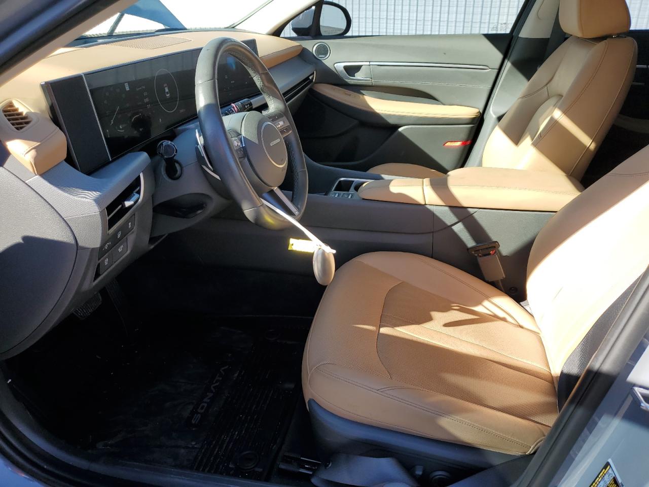 HYUNDAI SONATA HYBRID