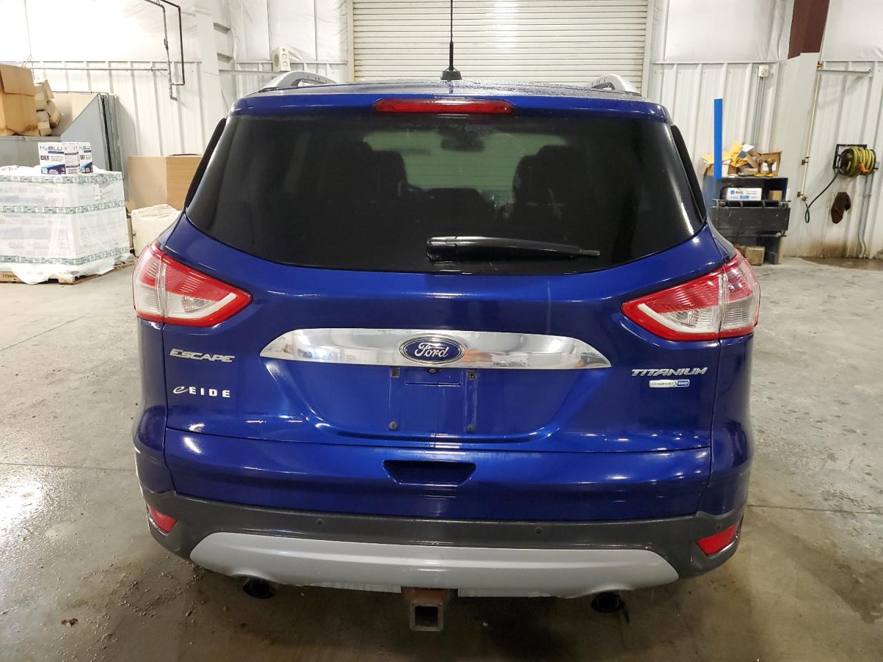 FORD ESCAPE TITANIUM