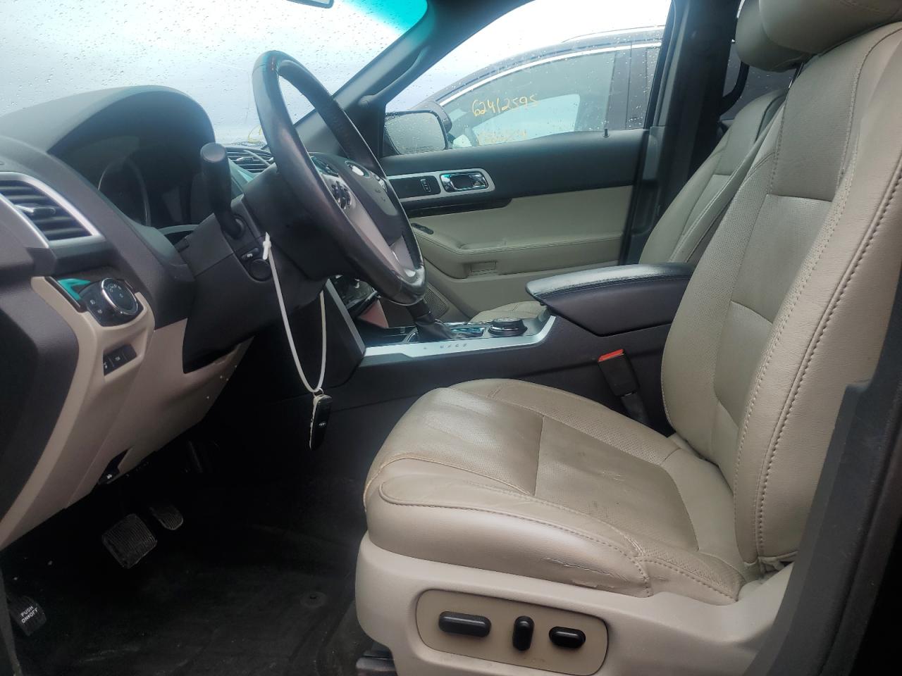 FORD EXPLORER LIMITED