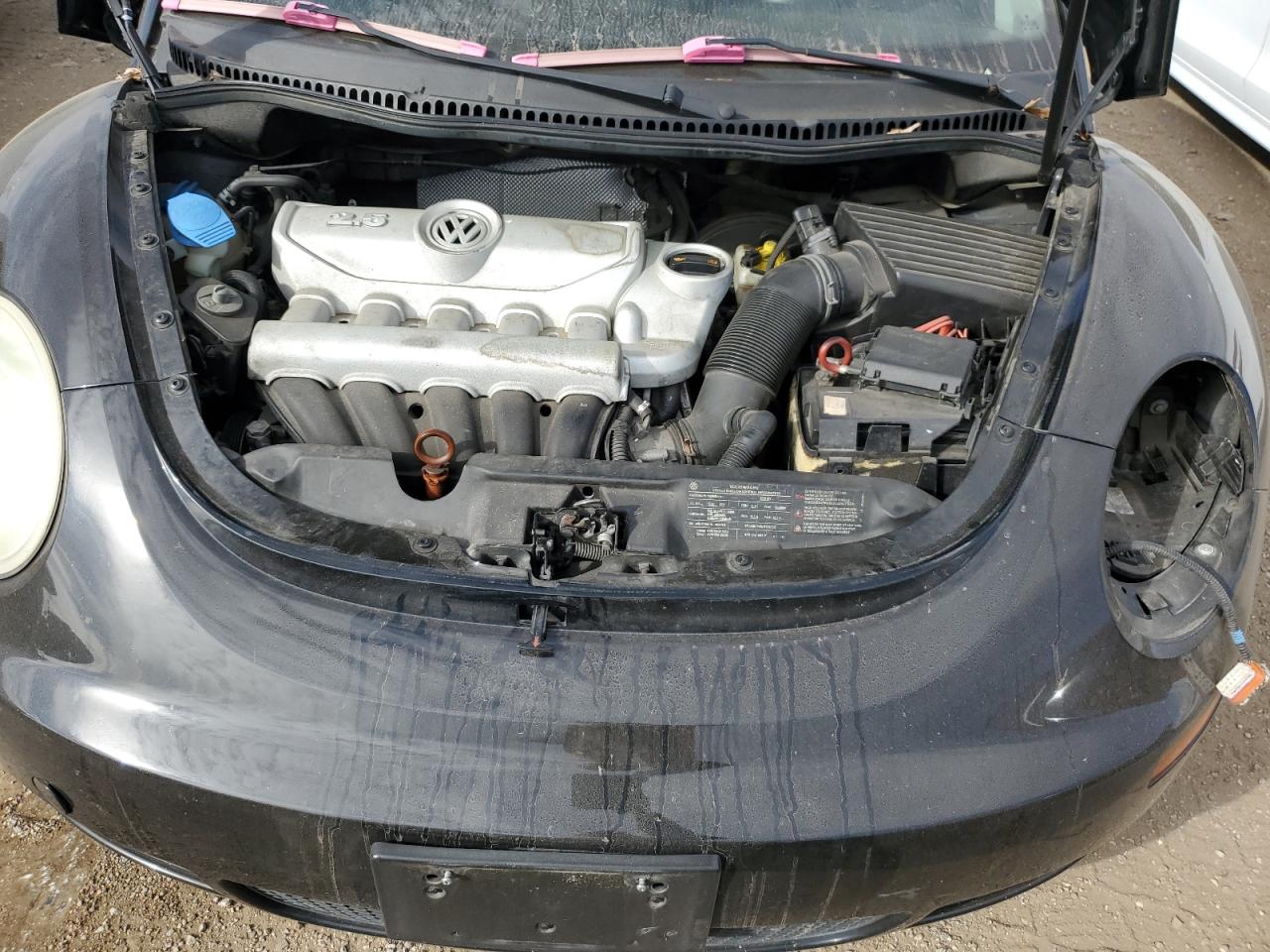 VOLKSWAGEN BEETLE NEW BEETLE