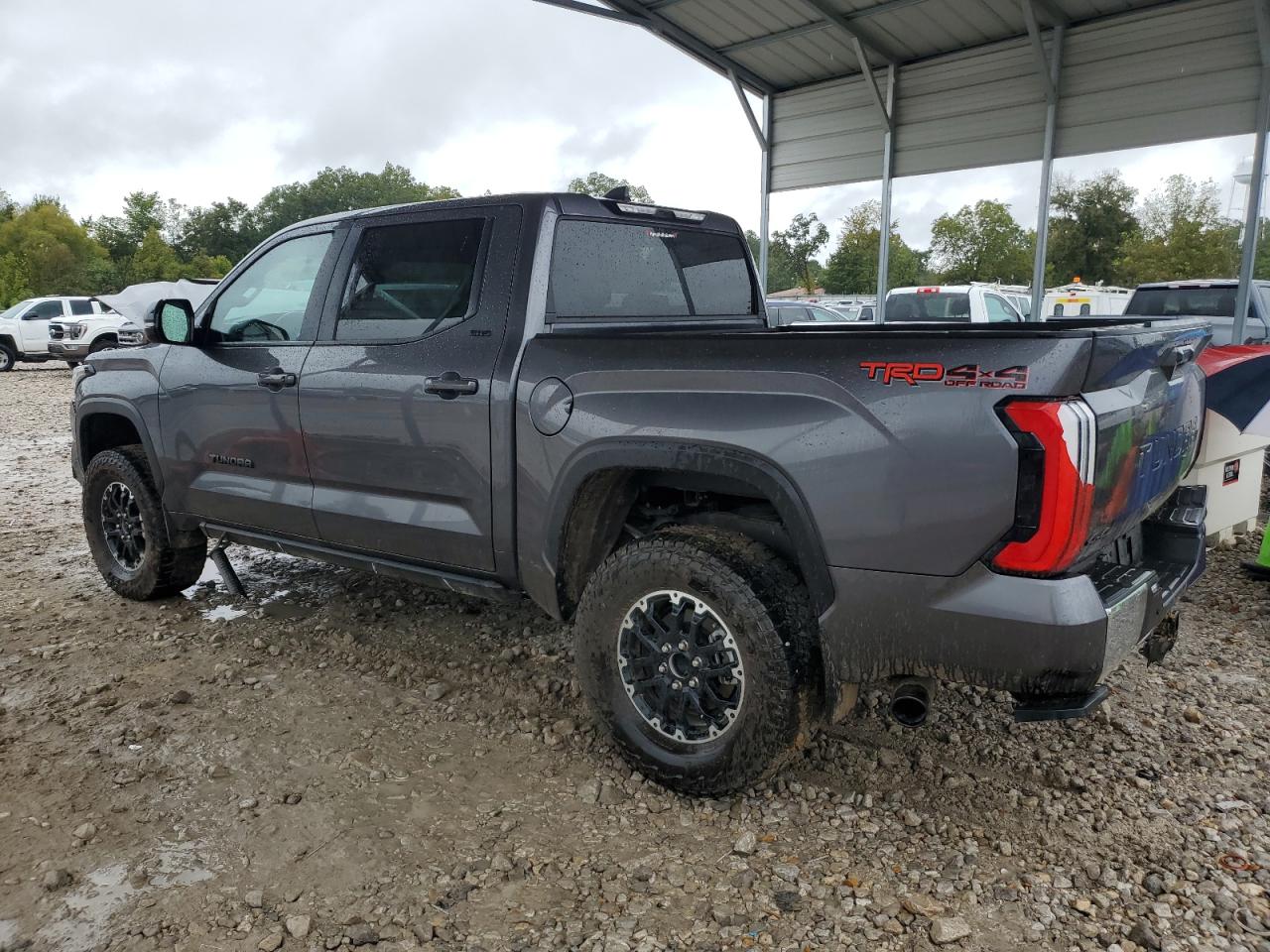 TOYOTA TUNDRA CREWMAX SR