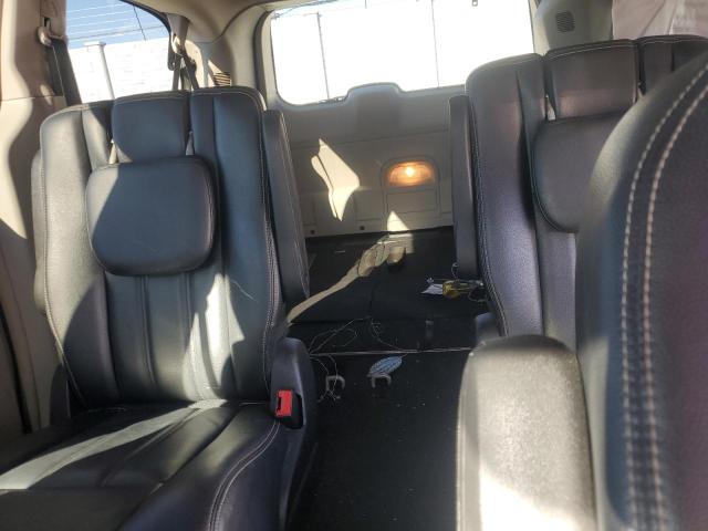 2016 CHRYSLER TOWN & COU - 2C4RC1BG3GR260326