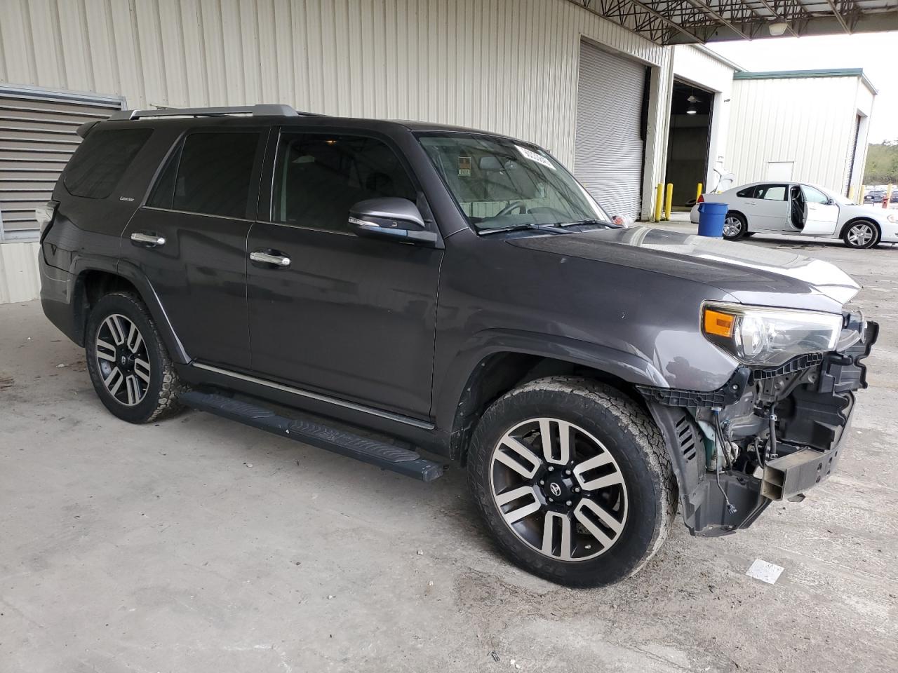 TOYOTA 4RUNNER SR5/SR5 PREMIUM