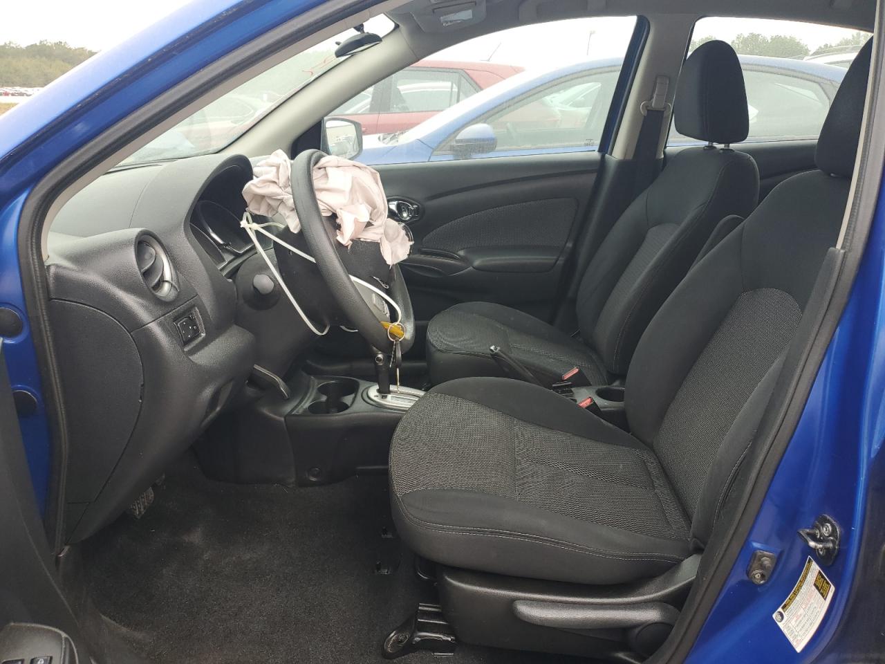 NISSAN VERSA S
