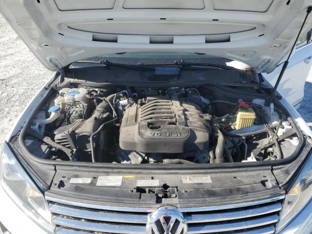 2016 VOLKSWAGEN TOUAREG SP WVGEF9BP1GD012658