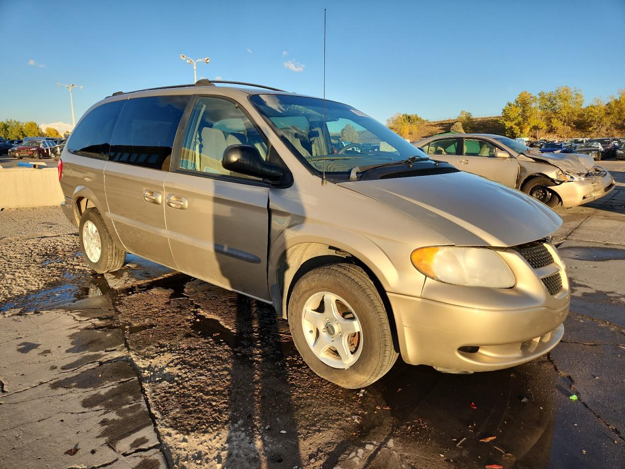 Lot #3269254122 2002 DODGE GRAND CARA