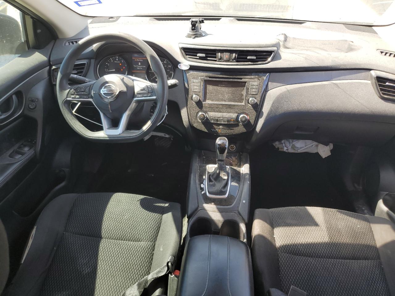 NISSAN ROGUE SPORT S