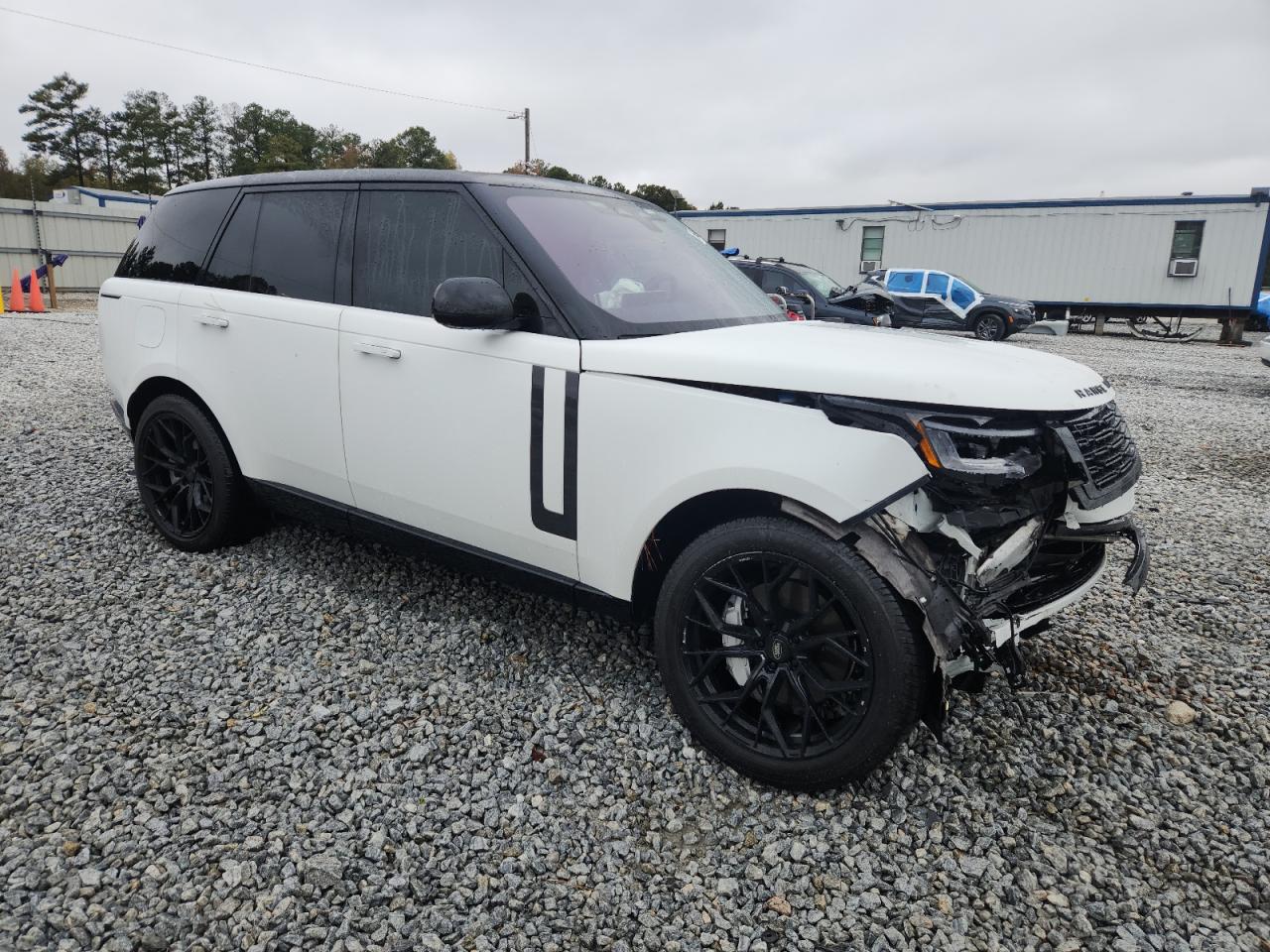 LAND ROVER RANGE ROVER SE