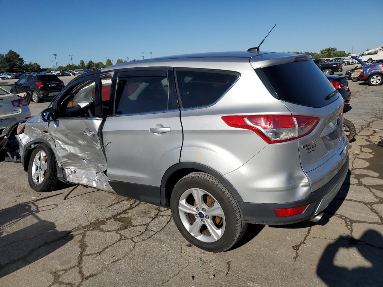 FORD ESCAPE SE