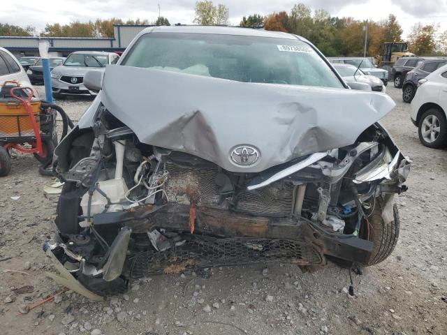 2011 TOYOTA SIENNA XLE - 5TDDK3DC2BS021790