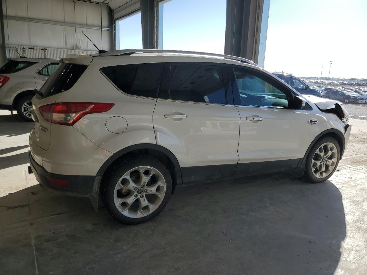 FORD ESCAPE TITANIUM