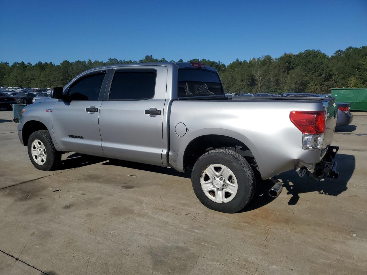 TOYOTA TUNDRA CREWMAX SR5