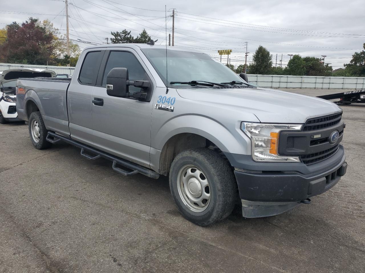 FORD F-150 SUPER CAB