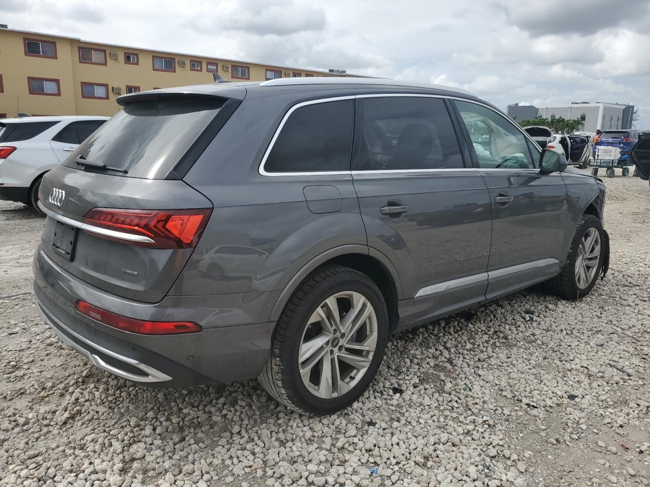 AUDI Q7 PREMIUM