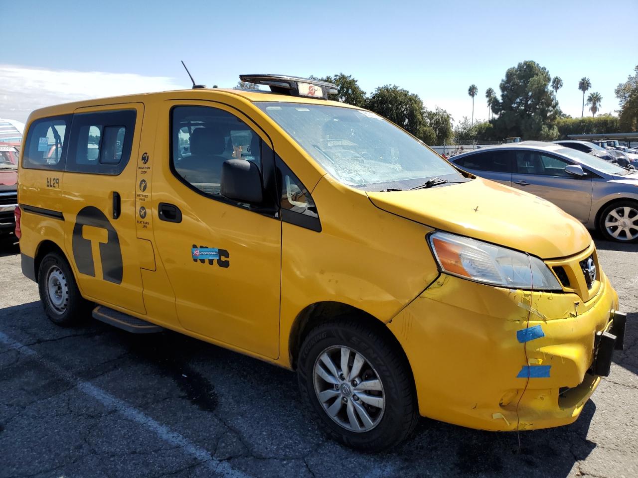 NISSAN NV200 TAXI