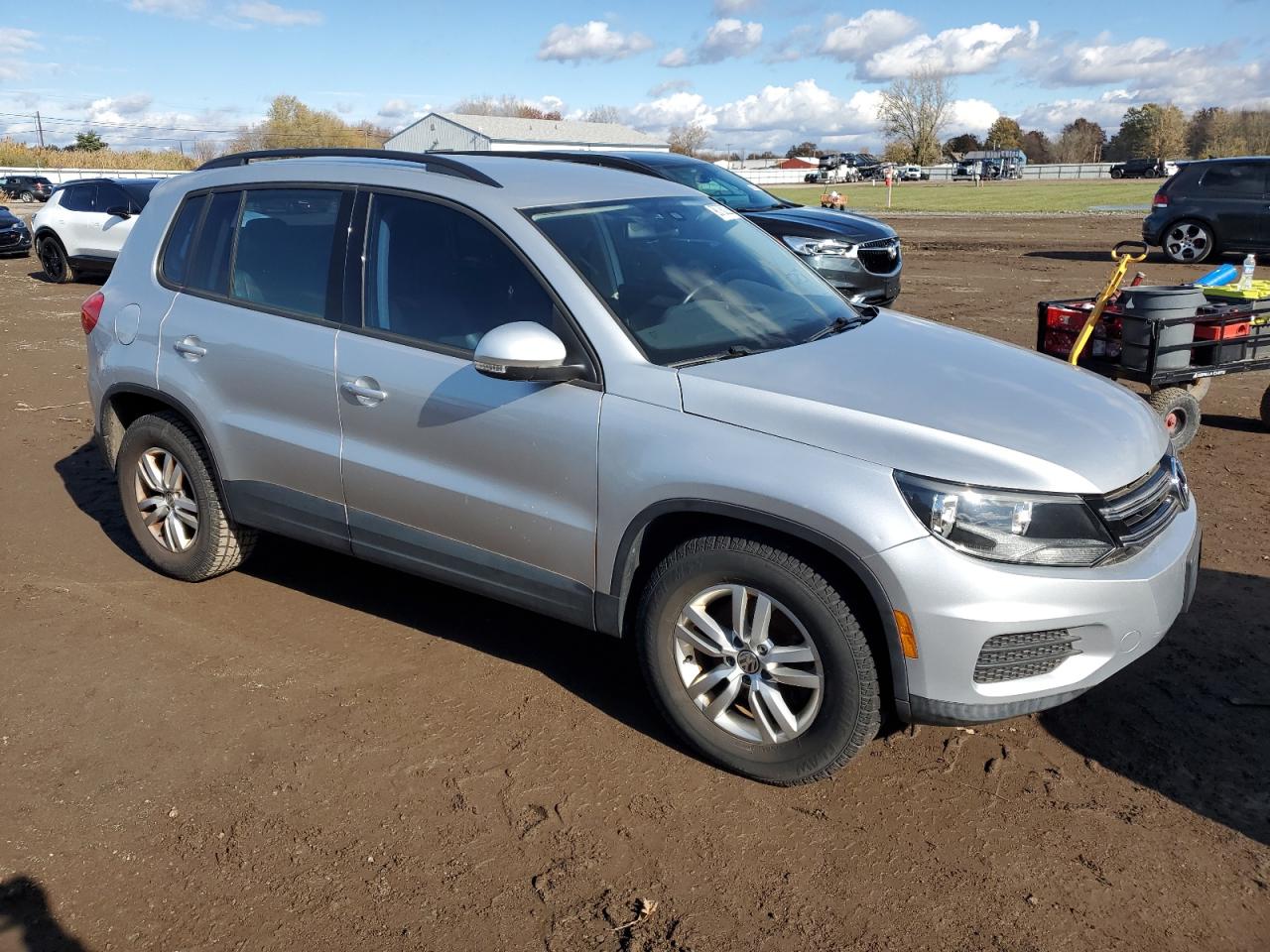 VOLKSWAGEN TIGUAN S