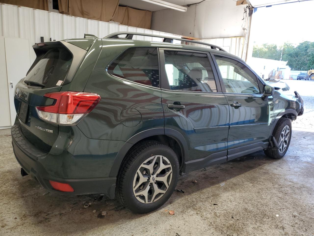 SUBARU FORESTER PREMIUM