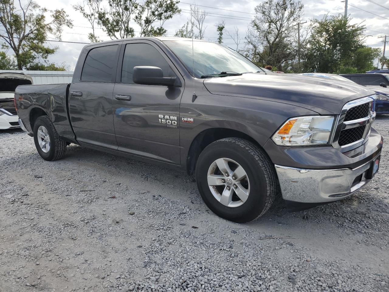 RAM 1500 SLT