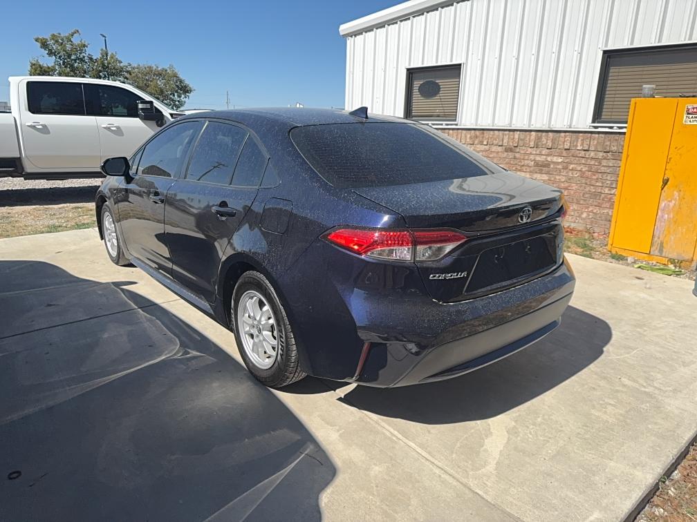 2022 TOYOTA COROLLA LE - JTDEAMDE7NJ044501