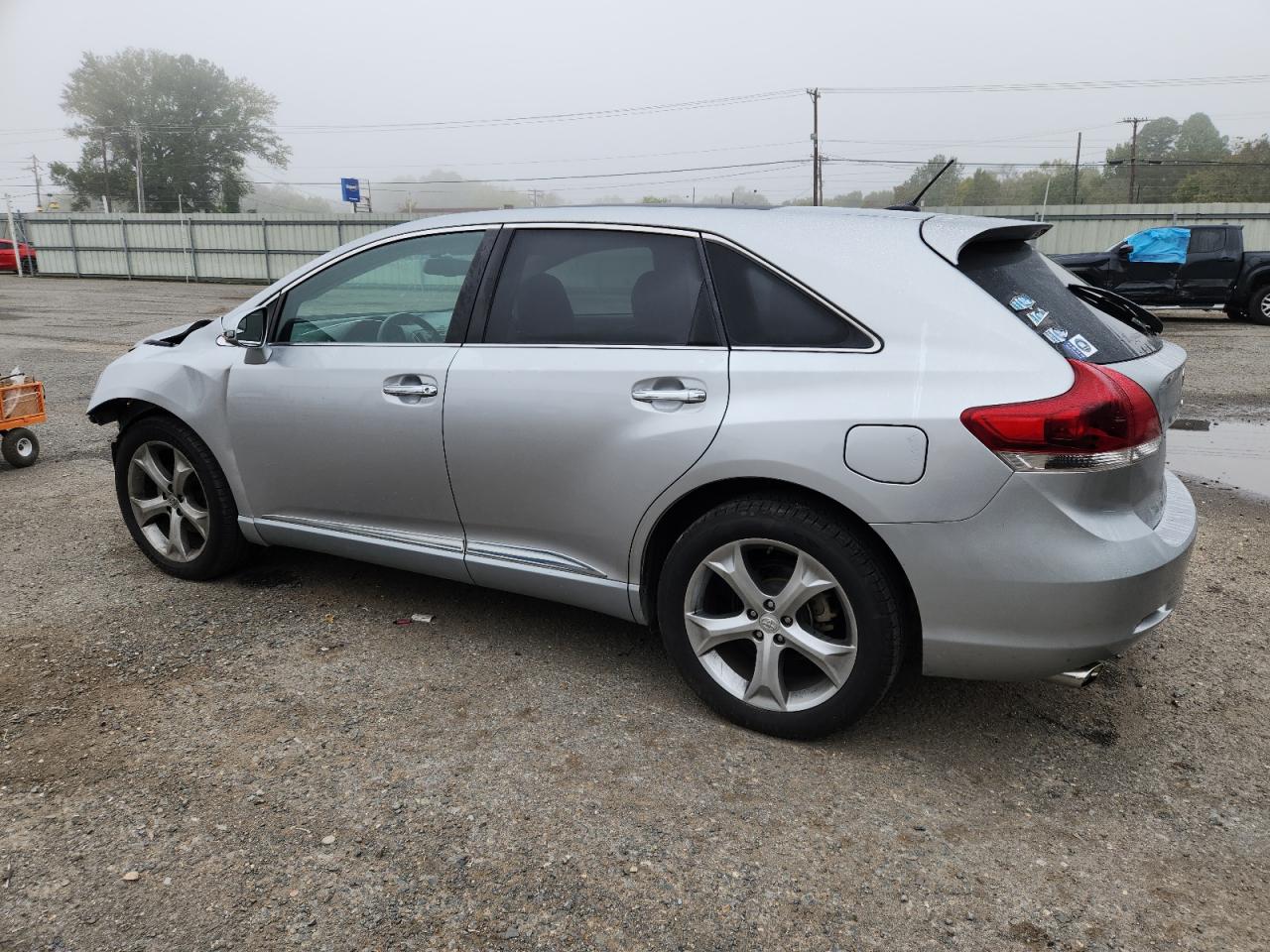 TOYOTA VENZA LE