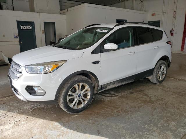 Global Auto Auctions: 2018 FORD ESCAPE SE