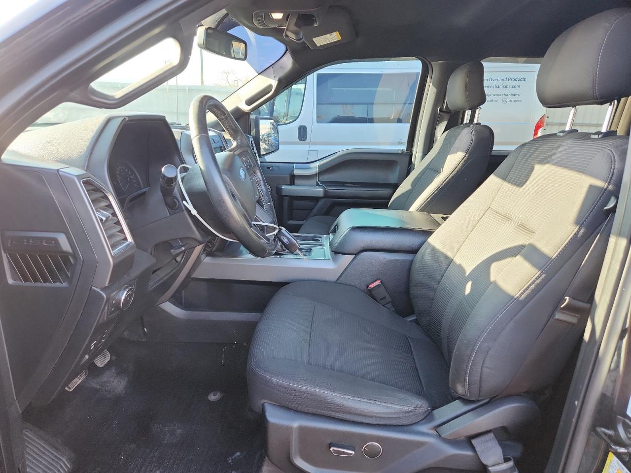 FORD F-150 SUPERCREW