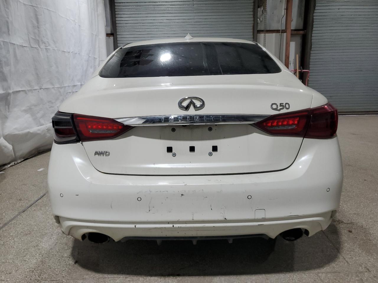 INFINITI Q50 LUXE