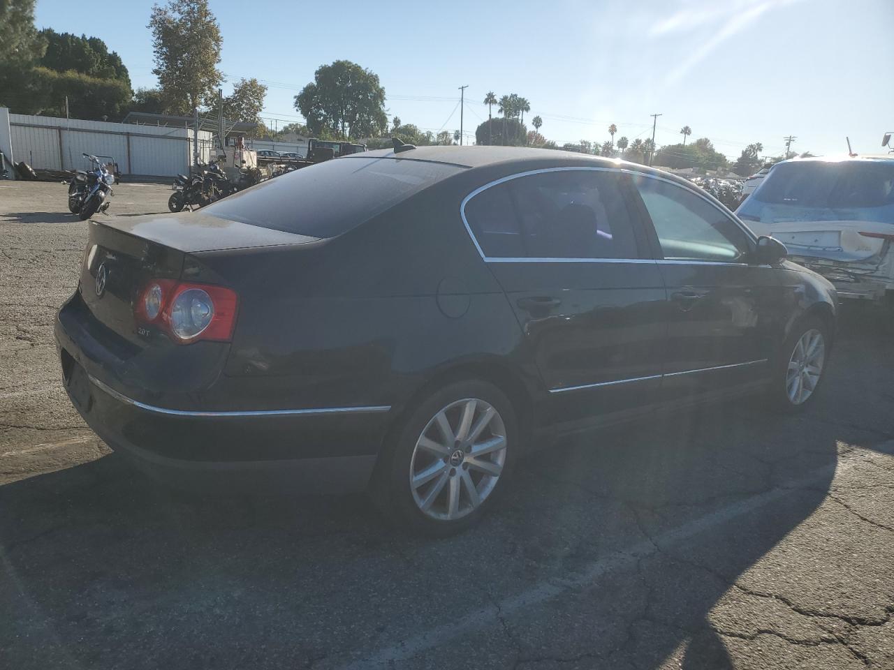 VOLKSWAGEN PASSAT KOMFORT