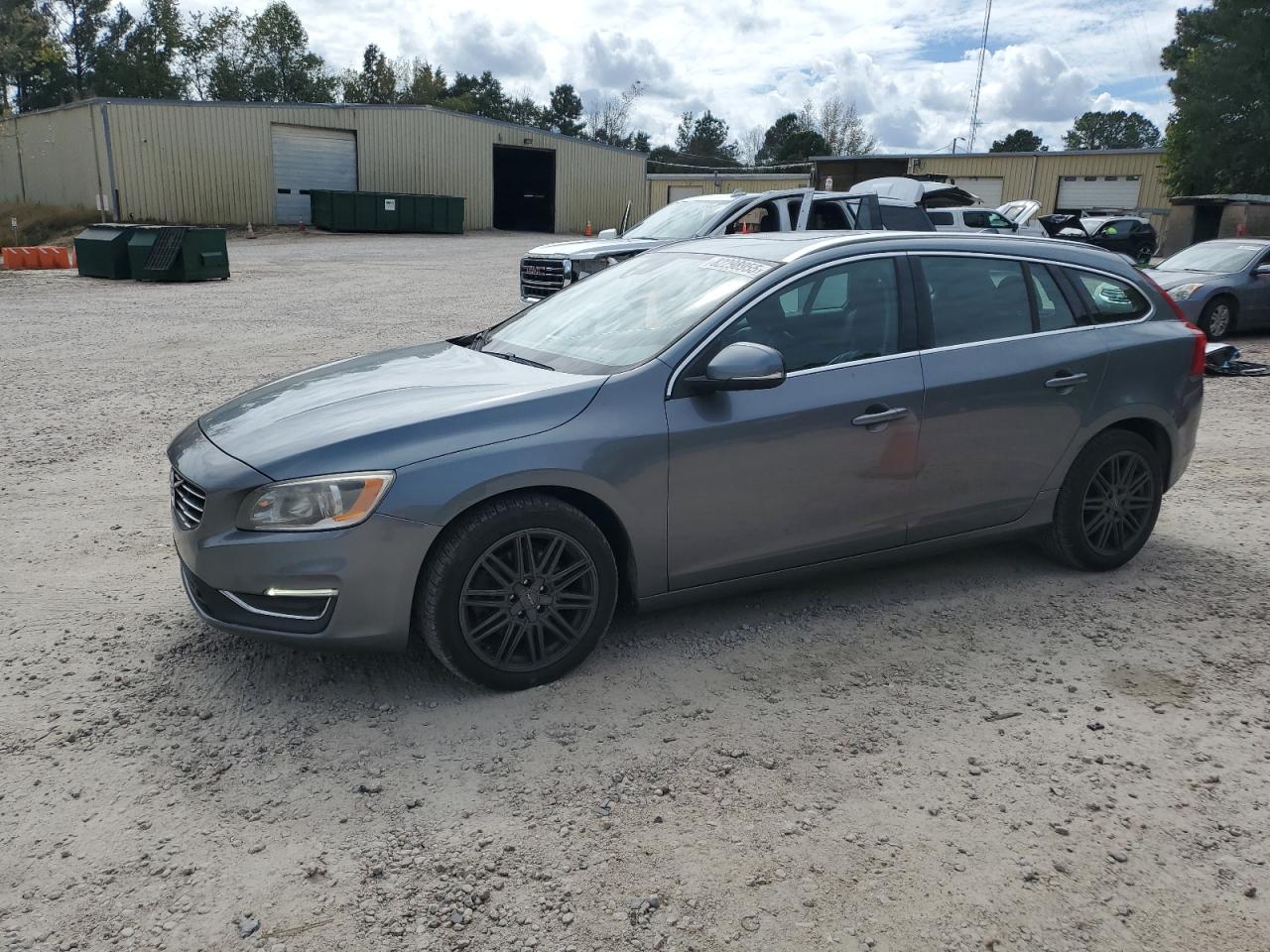 VOLVO V60 T5 PREMIER