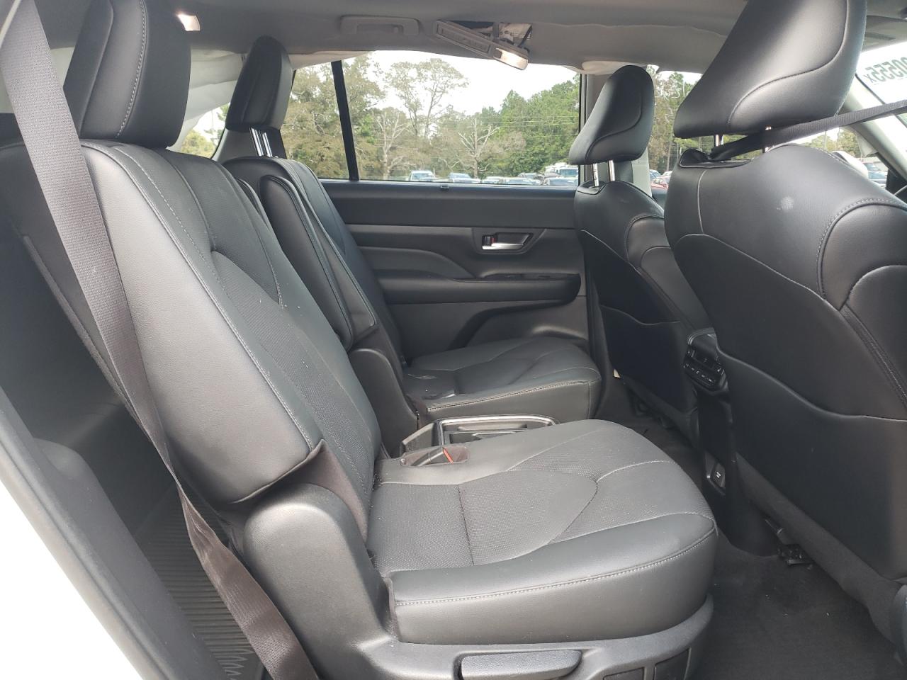 TOYOTA HIGHLANDER XLE