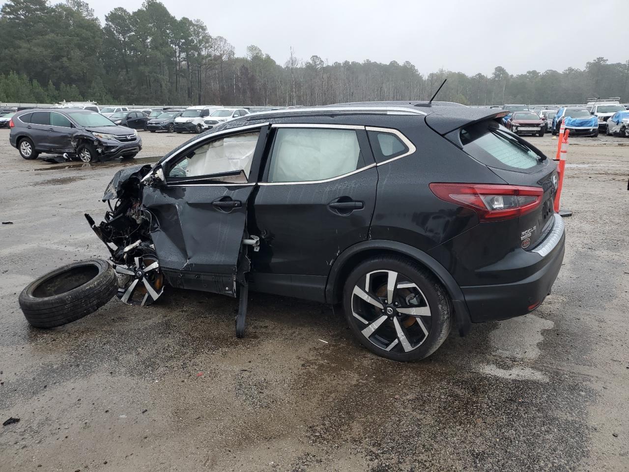 NISSAN ROGUE SPORT SL