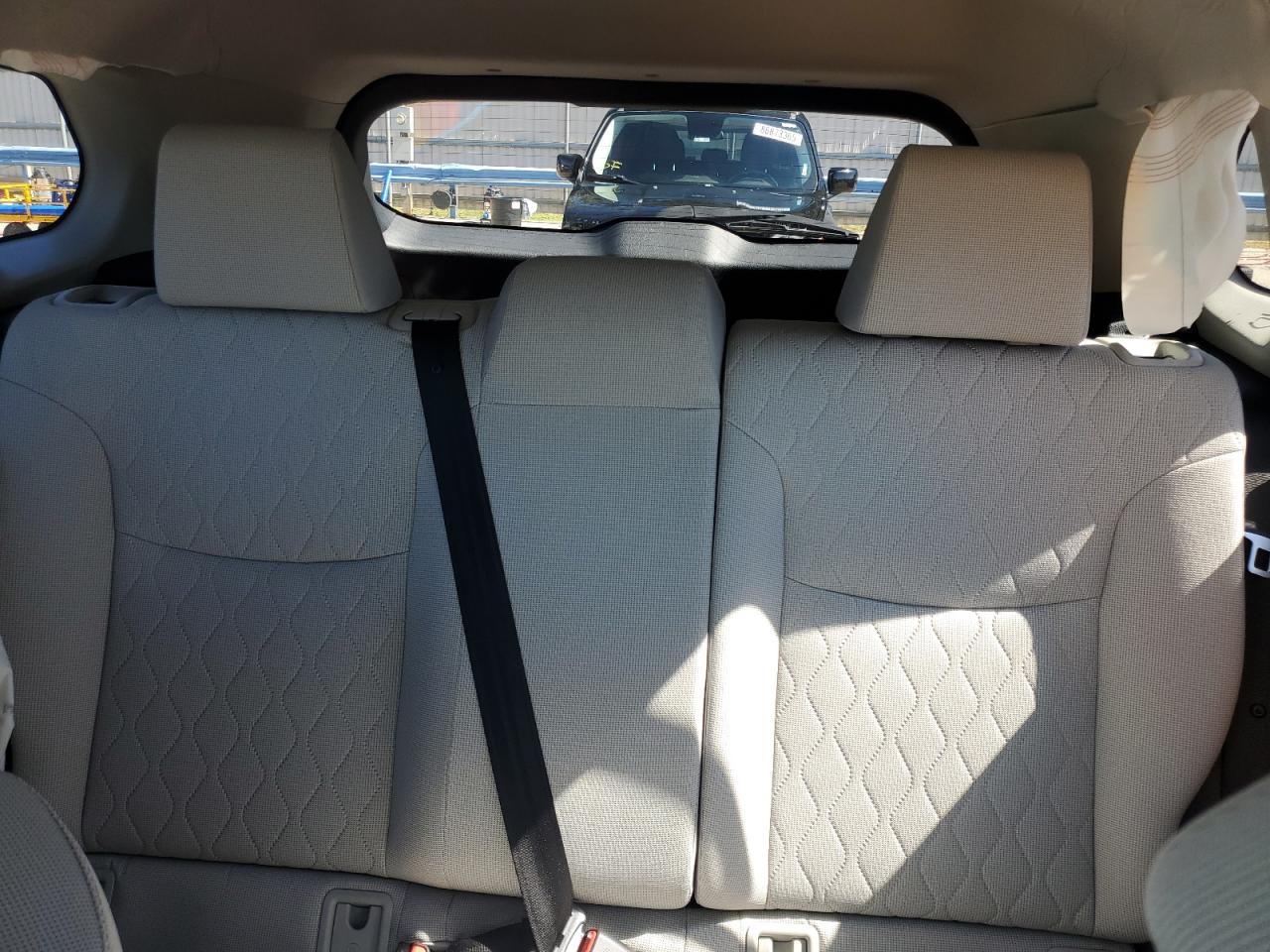 TOYOTA COROLLA CROSS LE