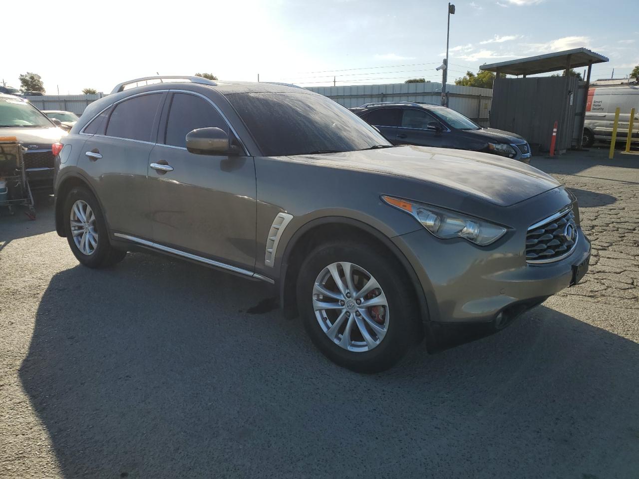 INFINITI FX35