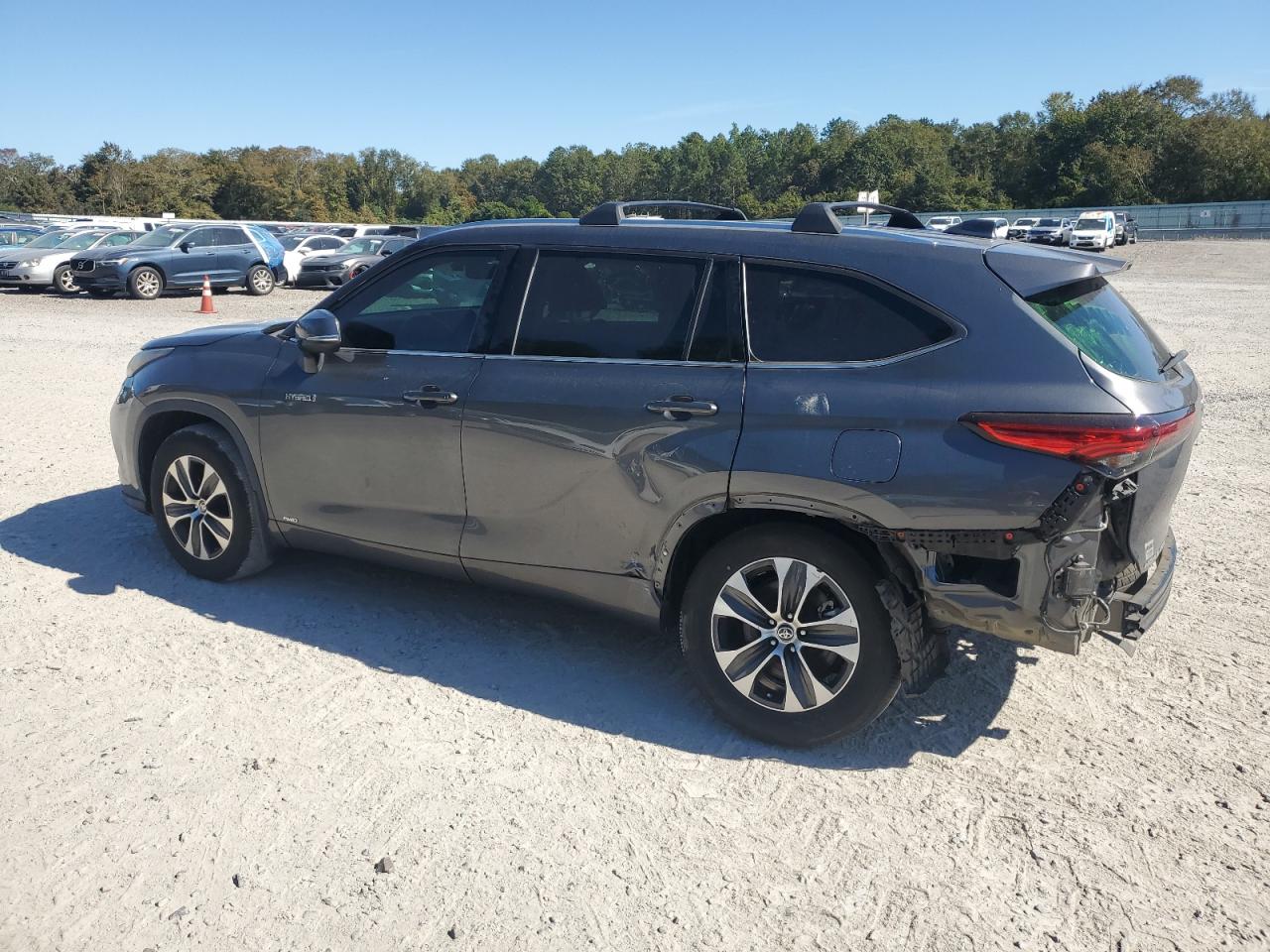 TOYOTA HIGHLANDER HYBRID XLE