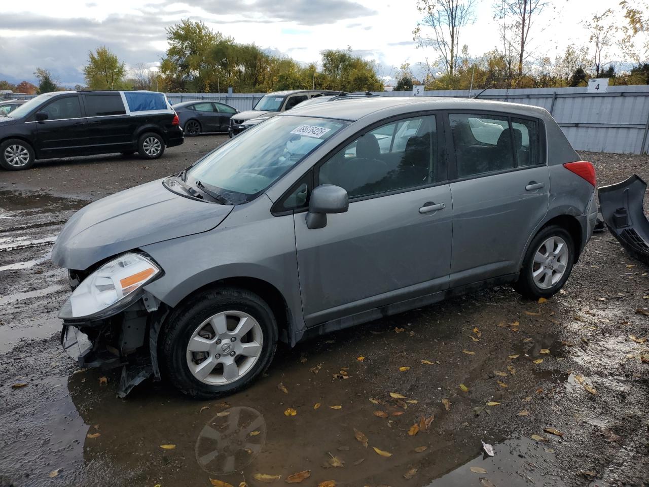 NISSAN VERSA S