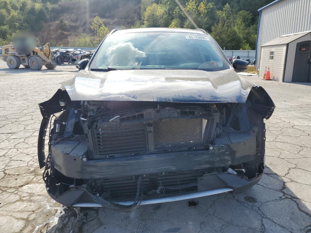 FORD ESCAPE TITANIUM