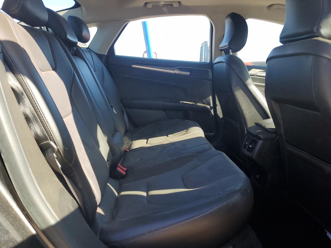 FORD FUSION TITANIUM