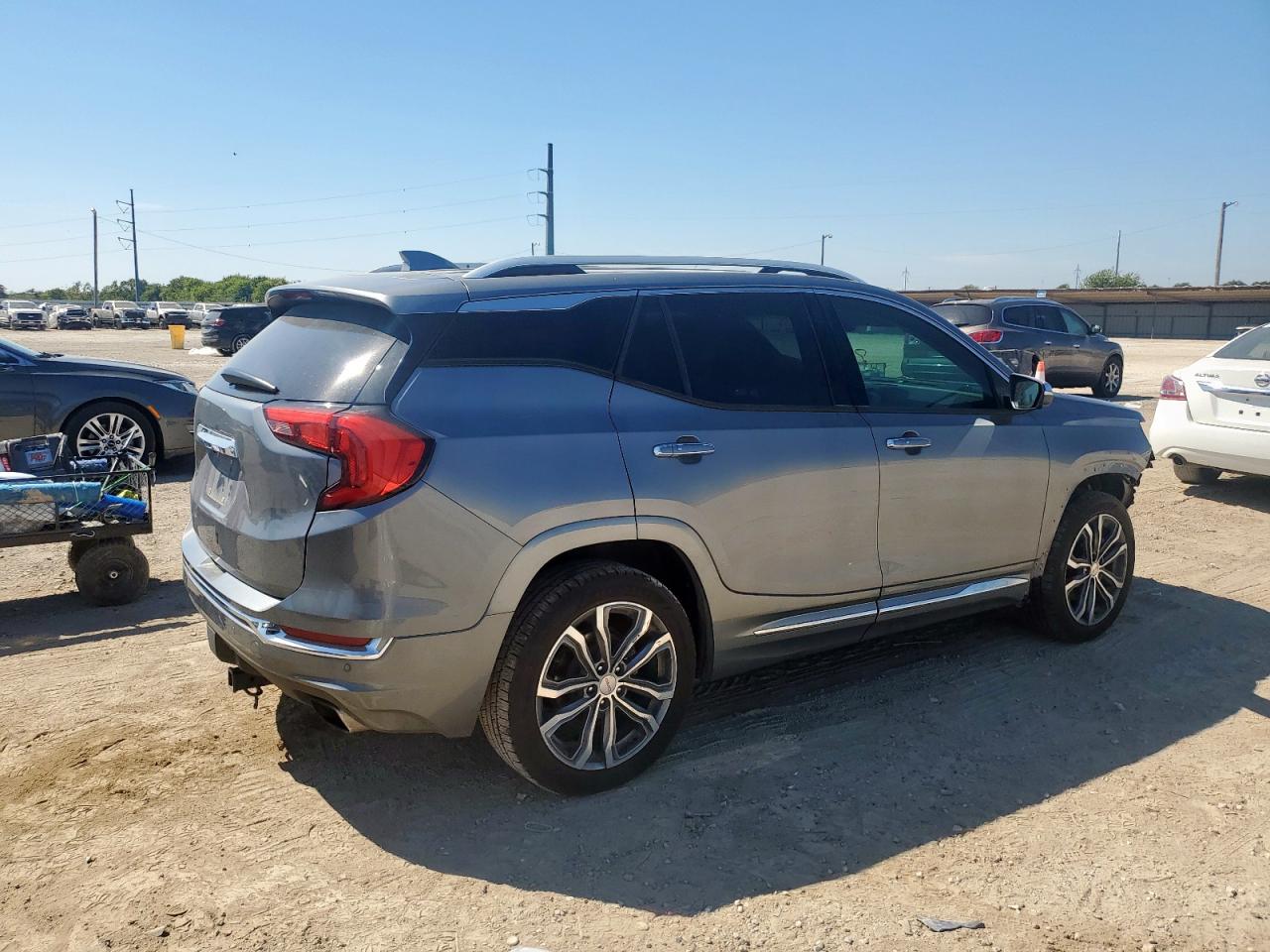 Lot #3311725259 2018 GMC TERRAIN DE