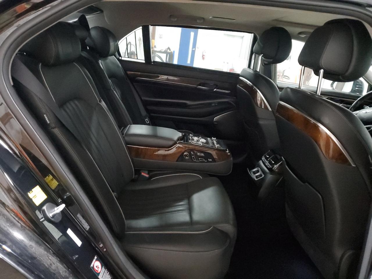 GENESIS G90 ULTIMATE