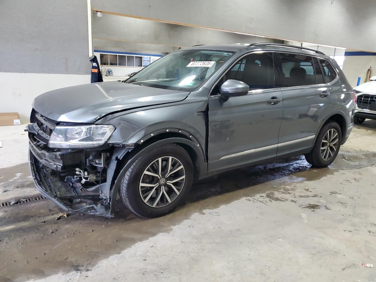 VOLKSWAGEN TIGUAN SE