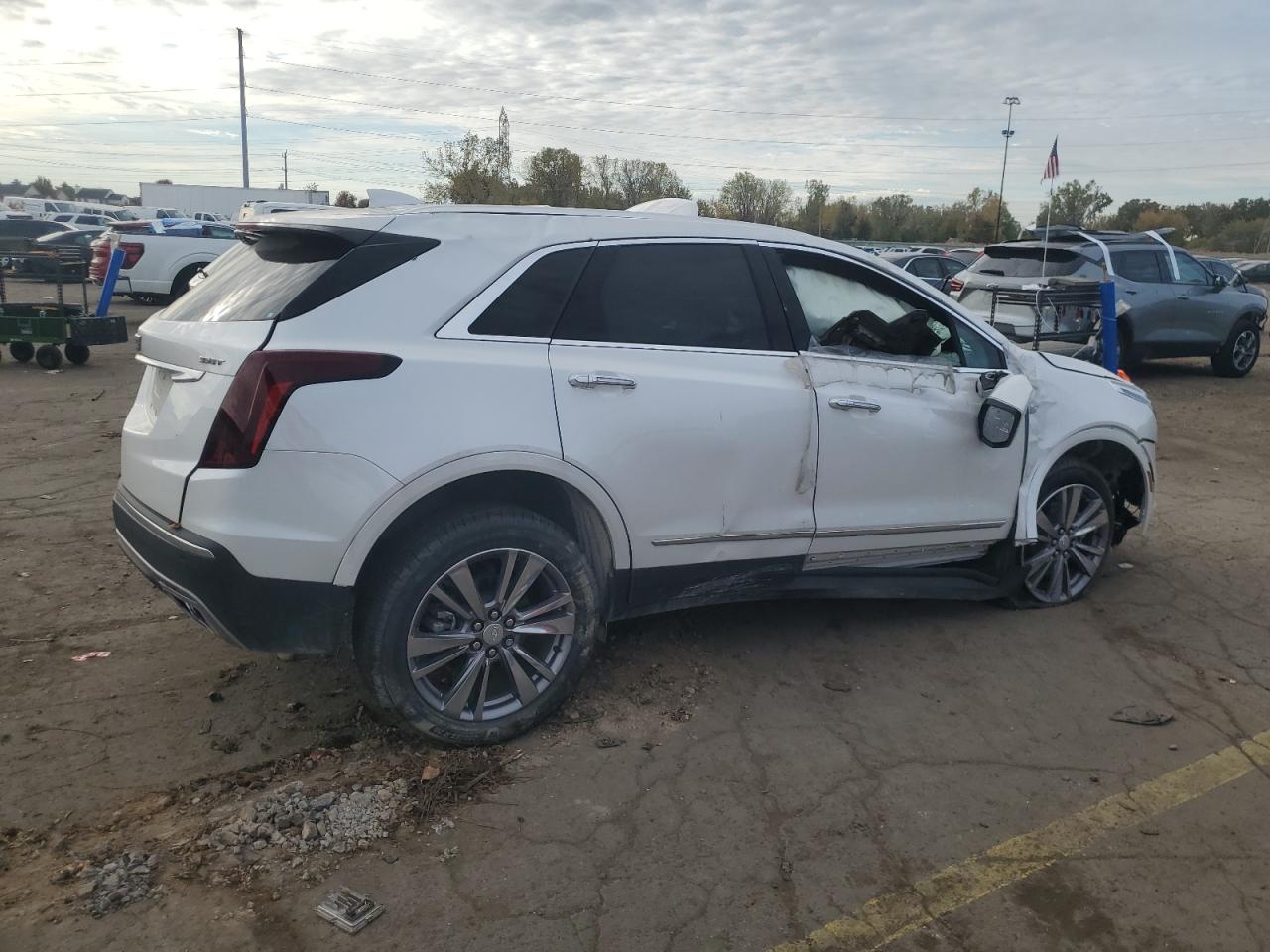 CADILLAC XT5 PREMIUM LUXURY
