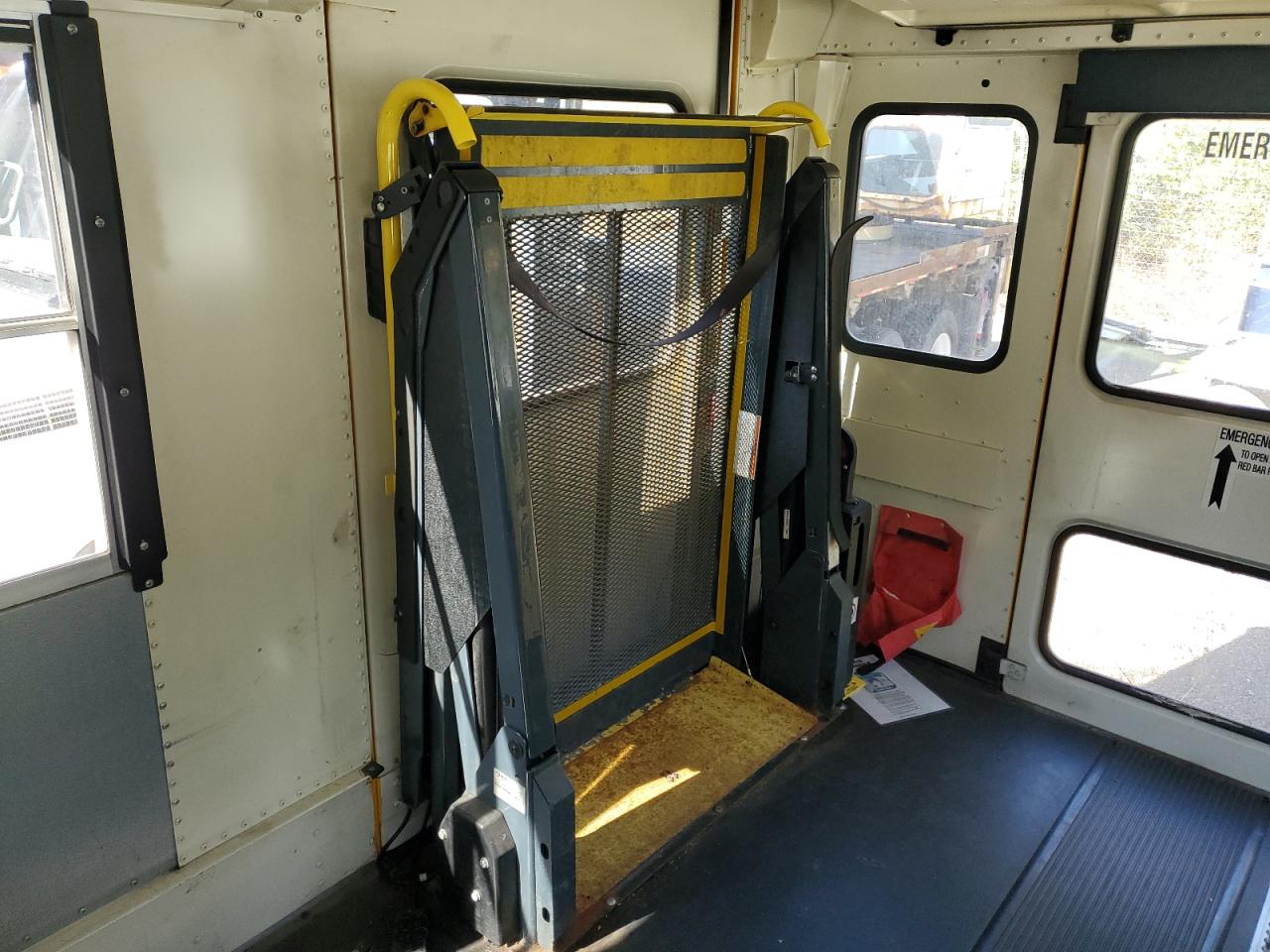 Lot #3274680899 2013 IC CORPORATION CE SERIES SCHOOL