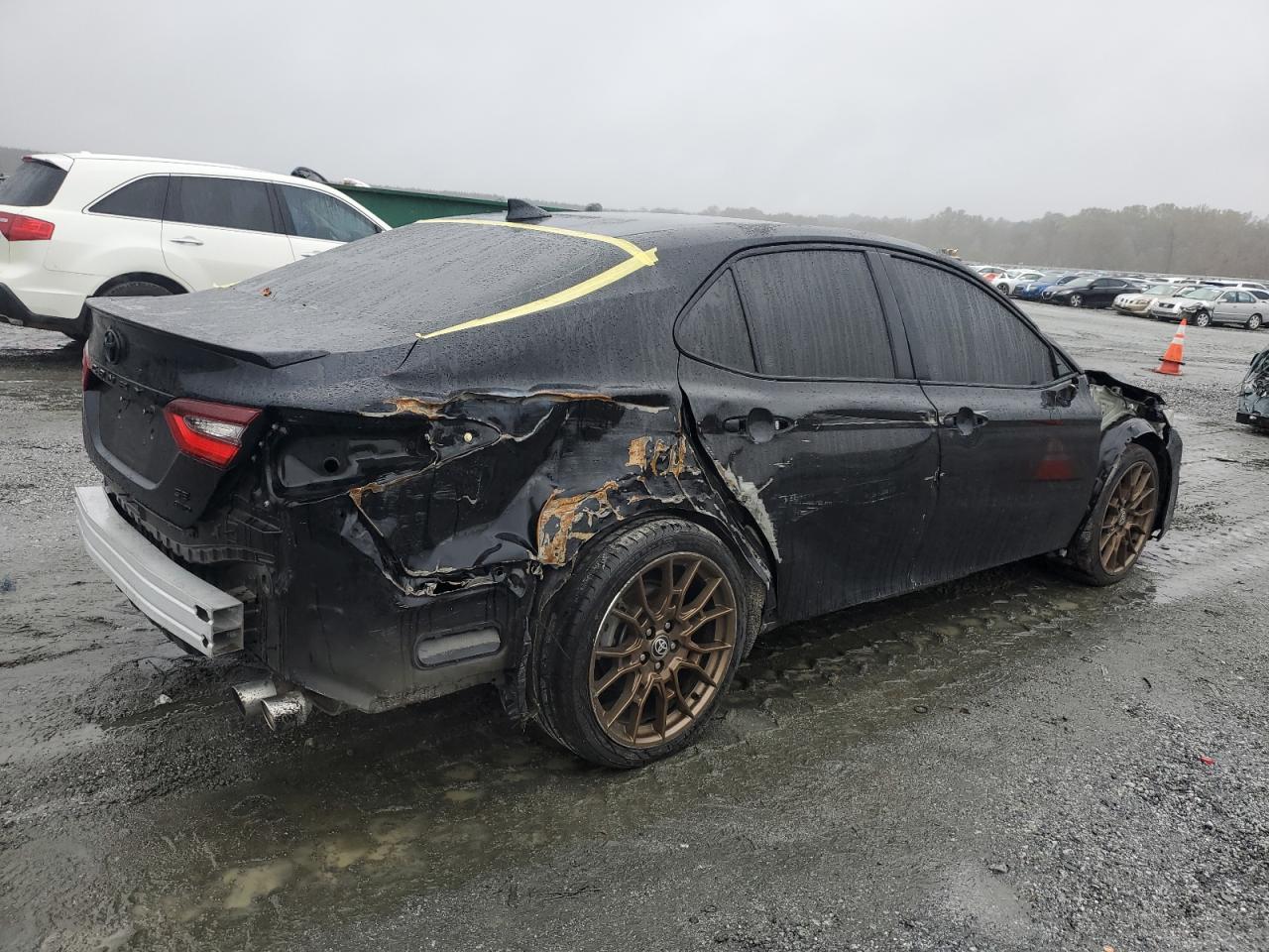 TOYOTA CAMRY SE NIGHT SHADE