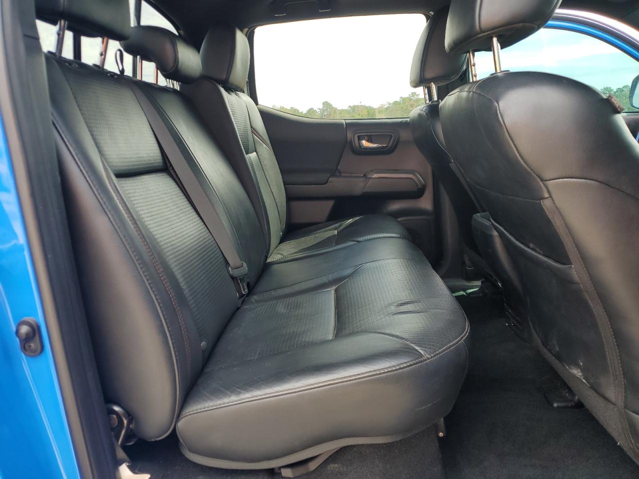 TOYOTA TACOMA DOUBLE CAB