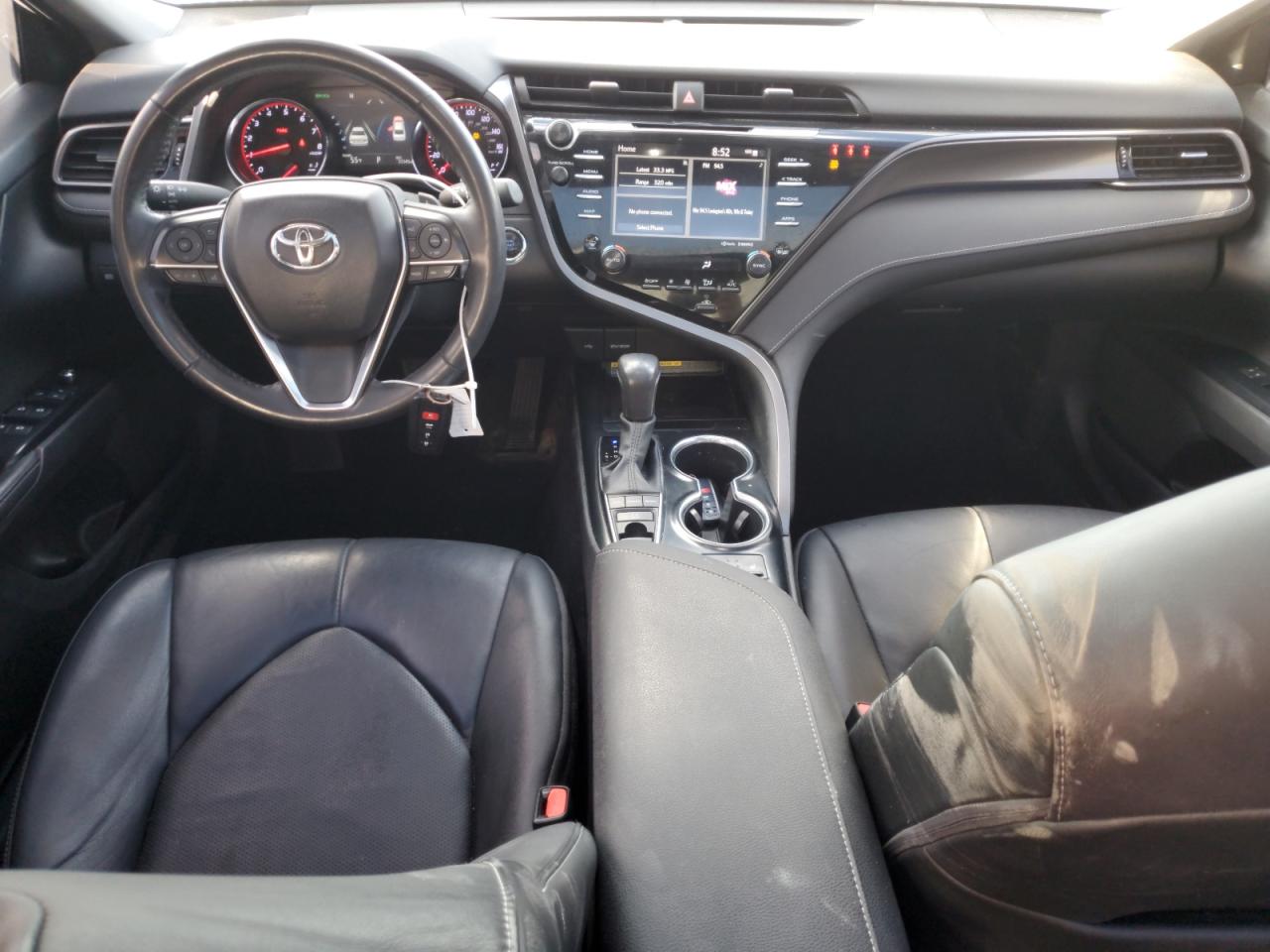TOYOTA CAMRY XSE
