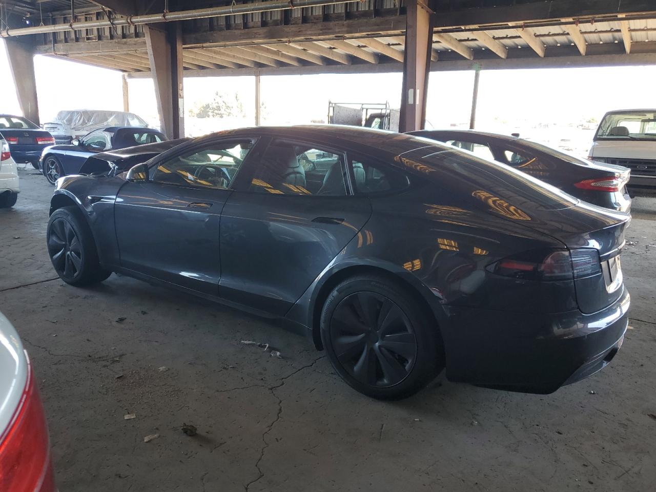 TESLA MODEL S