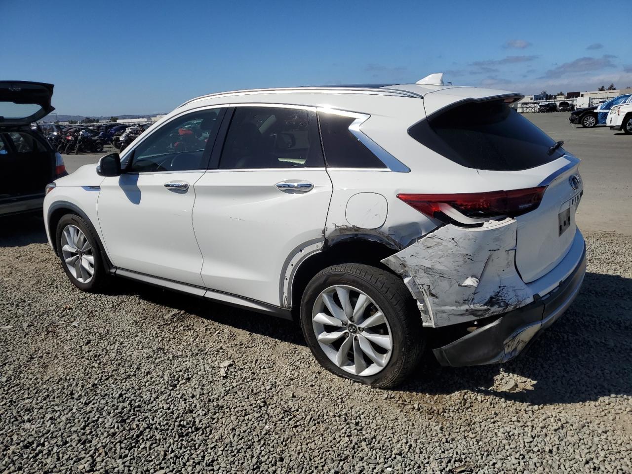 INFINITI QX50 ESSENTIAL