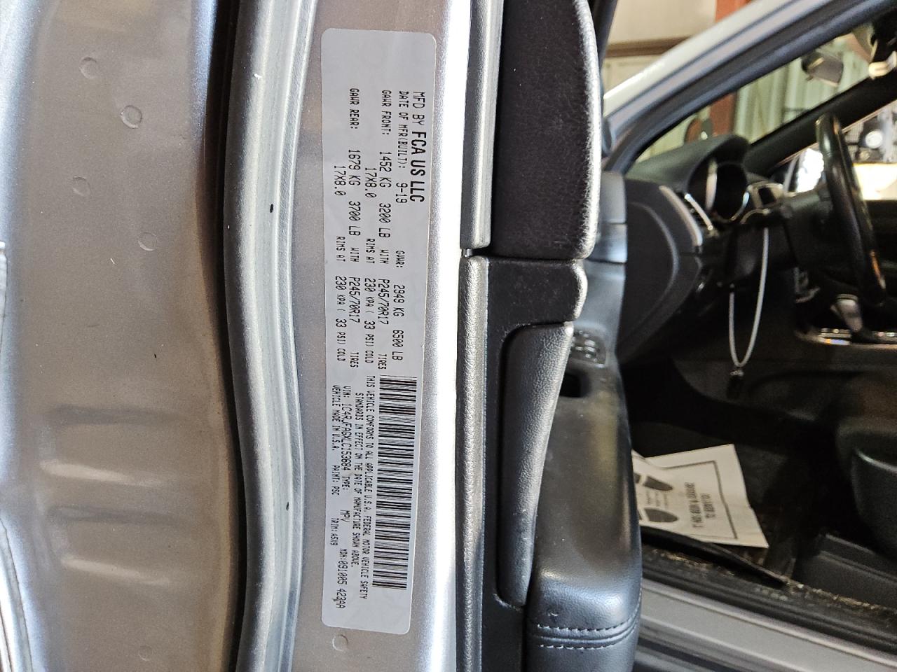 JEEP GRAND CHEROKEE LAREDO