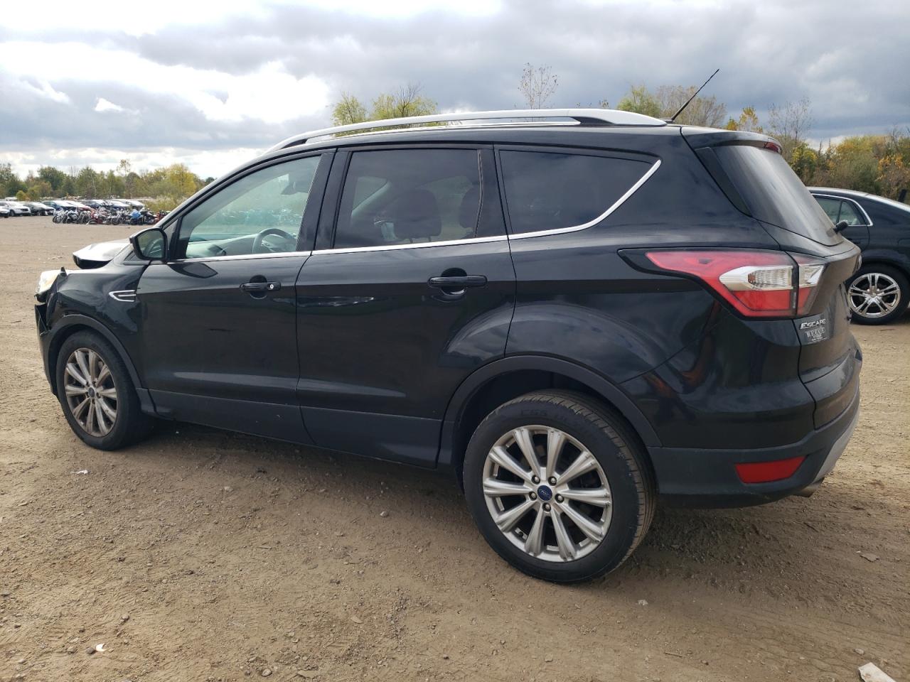 FORD ESCAPE TITANIUM