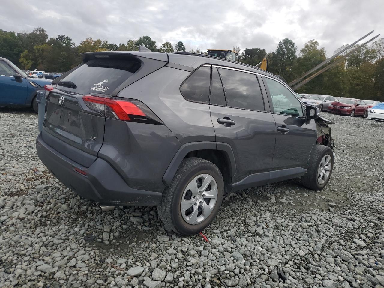 TOYOTA RAV4 LE